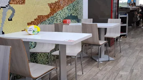 'Santa Cruz' Restaurant in 파티마