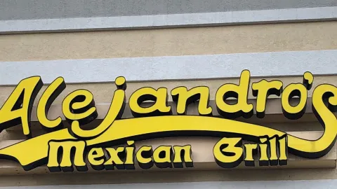 Alejandros Mexican Grill - Hollins in Роанок