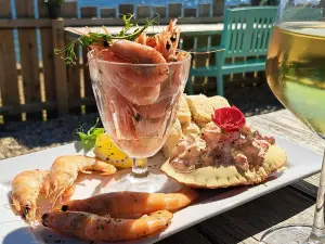 The Beach Hut Seafood Kitchen & Bar