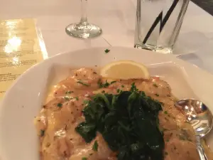 Duck's Grille & Bar