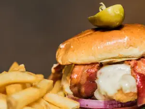 EE-TO-LEET-KE Grill (in Seminole Casino Hotel)