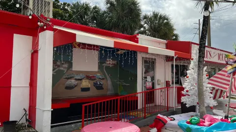 Wall's Old Fashioned Ice Cream in 森塞特