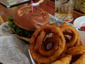 Oakcrest Tavern