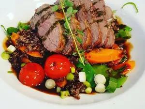 Mellow - Cafe & Bistro