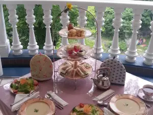 Rose Town Tea Garden