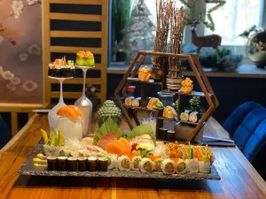 Le Kazoku - Asian Cuisine & Sushi Bar