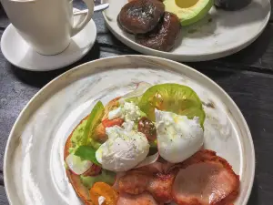 Denis the Menace Cafe