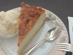 Cafe Muller