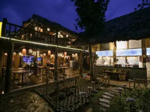 Pu Luong La Fumée Restaurant