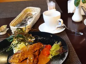 Restaurant "Postman's House" ("Pastnieka māja")