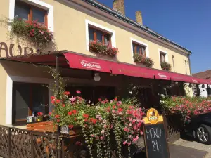 Restaurace a jidelna U Sulaku