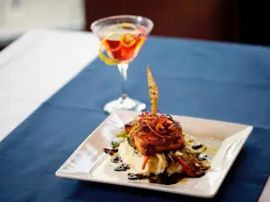 Elements Restaurant at Riverwoods