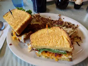 Peppertree Cafe