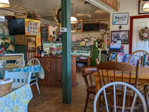 J-Town Deli Country Store