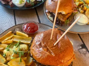 Die Schmiede Esszimmer & Bar