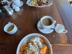 Pteas Bay Khmer Restaurant