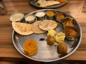 Rangoli Restaurant