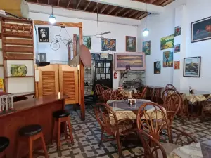 THE YELLOW ROSE OF TEXAS RESTAURANT
