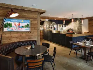 CASY Restaurant