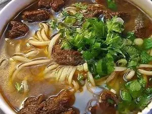远见牛肉拉面馆
