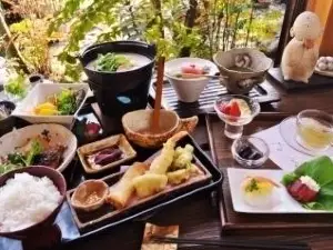 Lunch No Mise Wa Cafe Sakura