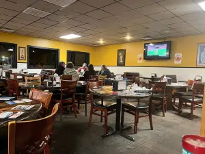 Charley's Pizza Parlor