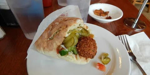 Mizrahi Grill