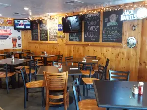 7B's Bar & Grill