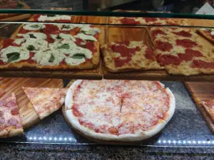 Giacomo's Pizza Spackenkill