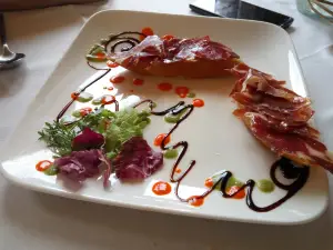 Intxixu