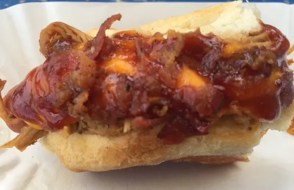 Andys' Roadside Dive