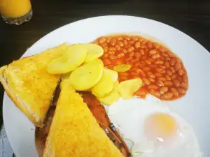 Orchard Coffeebar & Bistro