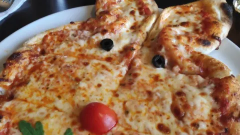 La Bella Ristorante italiano in 坎伯諾爾德