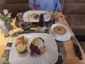 Buffalo Lunch