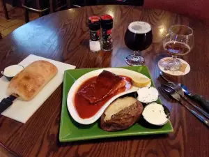 Grizzly’s Wood-Fired Grill & Bar