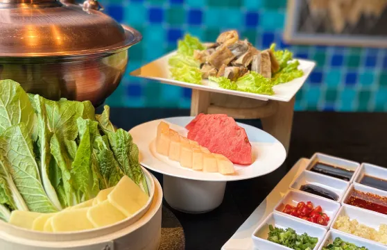 巴塘假日酒店-全日餐廳