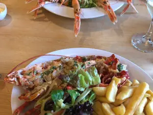 Bridgend Hotel Restaurant