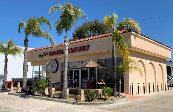 Busy Bee's Bagel & Bakery