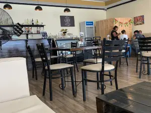 The Coffee Bean Cafe & Eatery