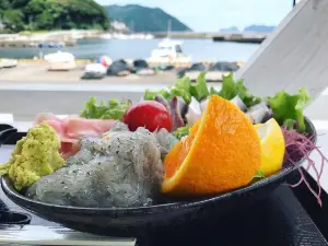 Shirasu Ryori No Hoyomaru