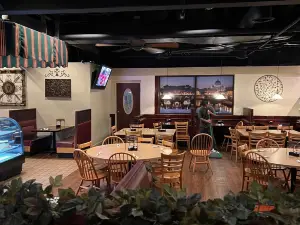 Dino's Italian Restaurant & Lounge