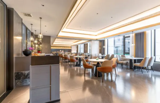 RARITY 豪澤芮麗酒店（林西縣政府店）一楼嘉航餐廳