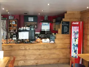 Retro Coffee Shop