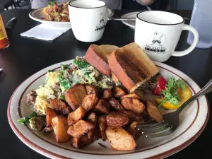 Michael D's Eatery