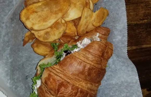 Frontier Perk Cafe