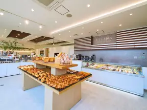 REGINA SWEETS & BAKERY