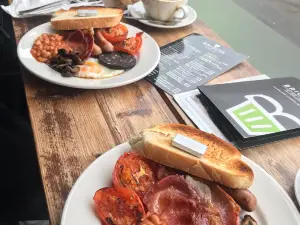Cafe Brioche