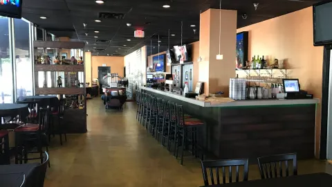 Bombay Sizzlers Pub & Grill in Irving