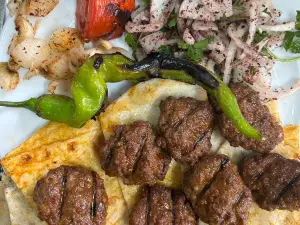 Akdeniz Kebap Salonu