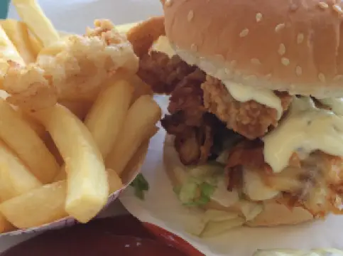 MICKEY'S OCEANIC GRILL